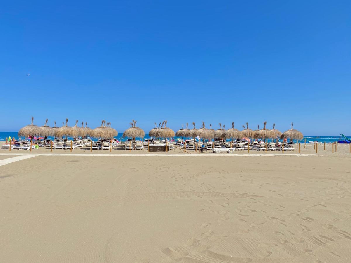 Studio In Costa Del Sol, Sea, Sunshine & Views فوينخيرولا المظهر الخارجي الصورة