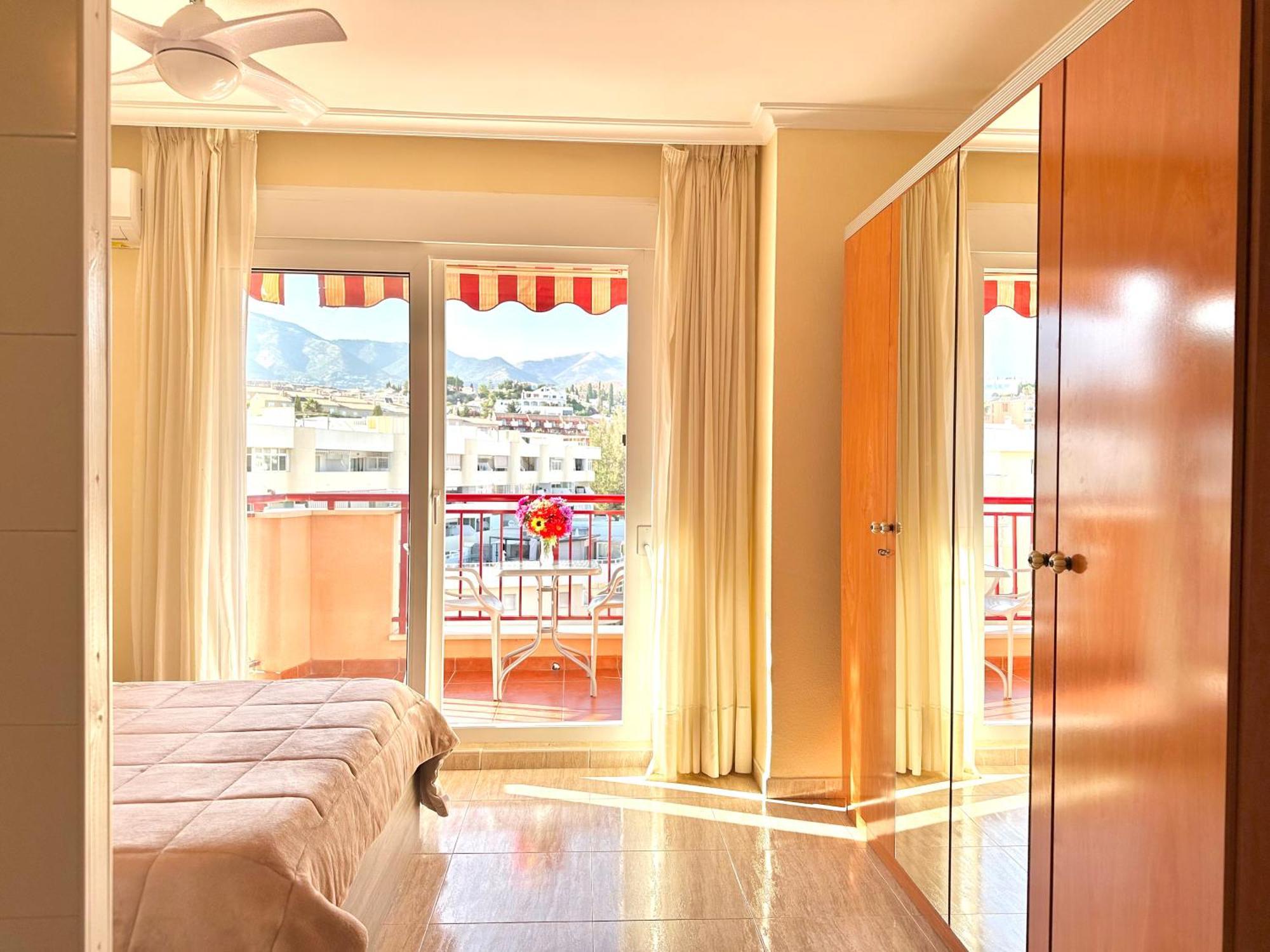 Studio In Costa Del Sol, Sea, Sunshine & Views فوينخيرولا المظهر الخارجي الصورة