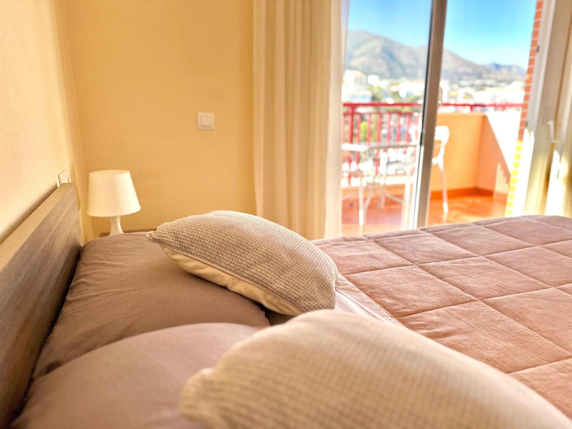 Studio In Costa Del Sol, Sea, Sunshine & Views فوينخيرولا المظهر الخارجي الصورة